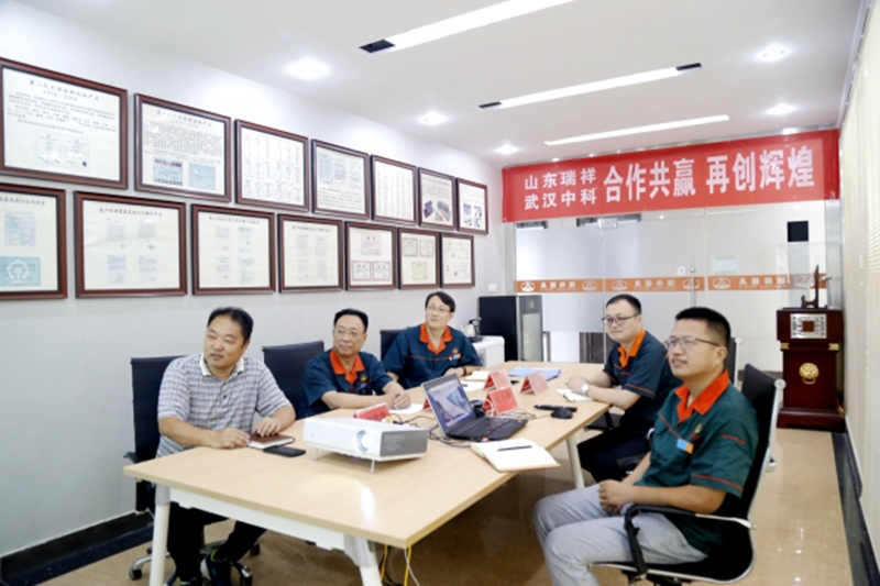 牽手武漢兄弟企業(yè)   共謀發(fā)展推動經(jīng)濟(jì)復(fù)蘇